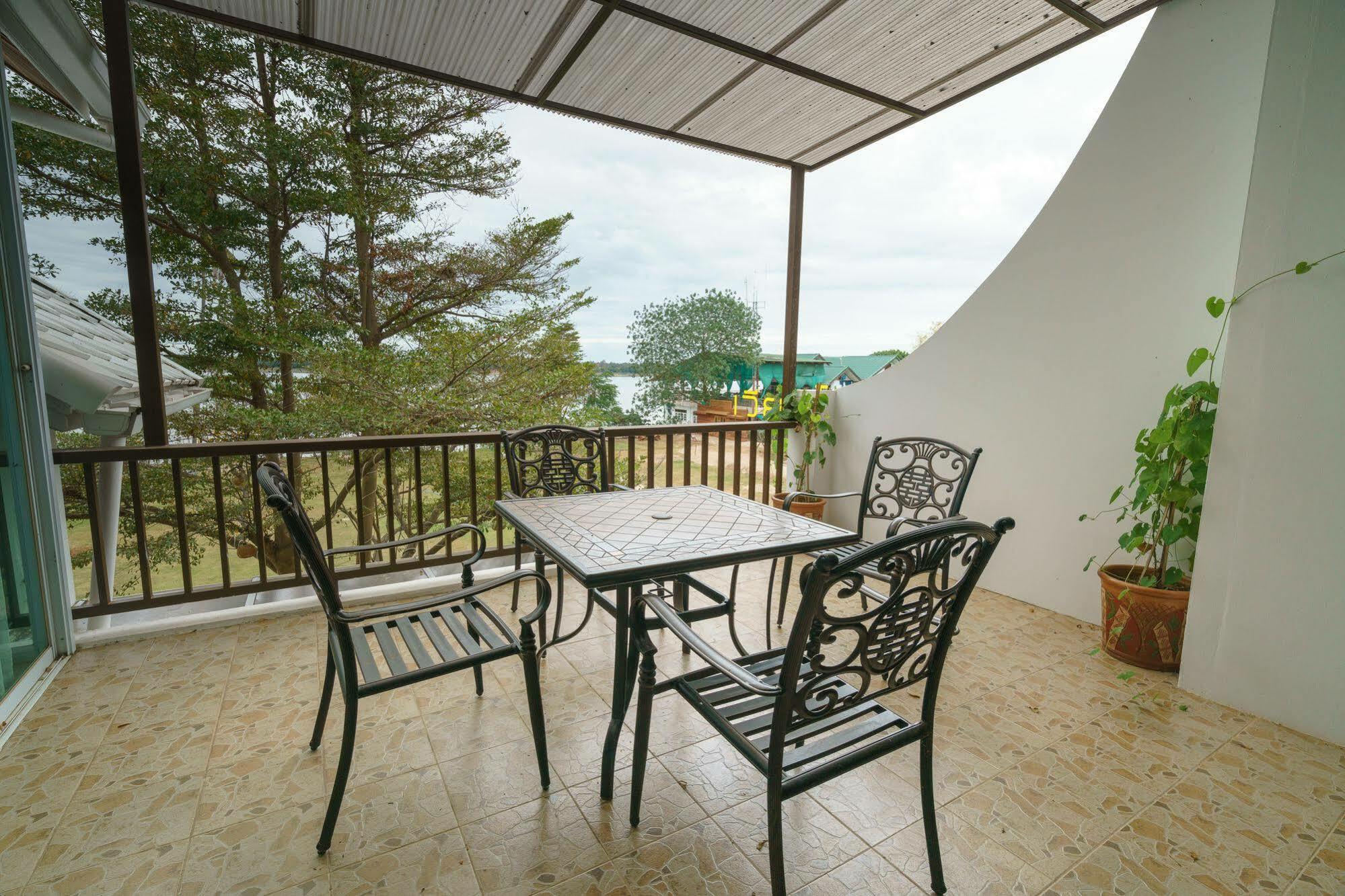 מוקדהאן Vieng Khong Hotel מראה חיצוני תמונה